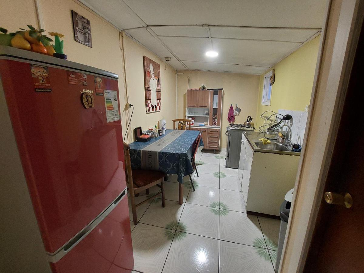 Hospedaje Familiar Punta Arenas Kültér fotó