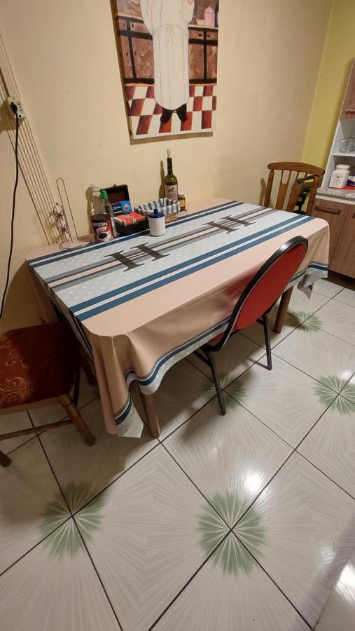 Hospedaje Familiar Punta Arenas Kültér fotó